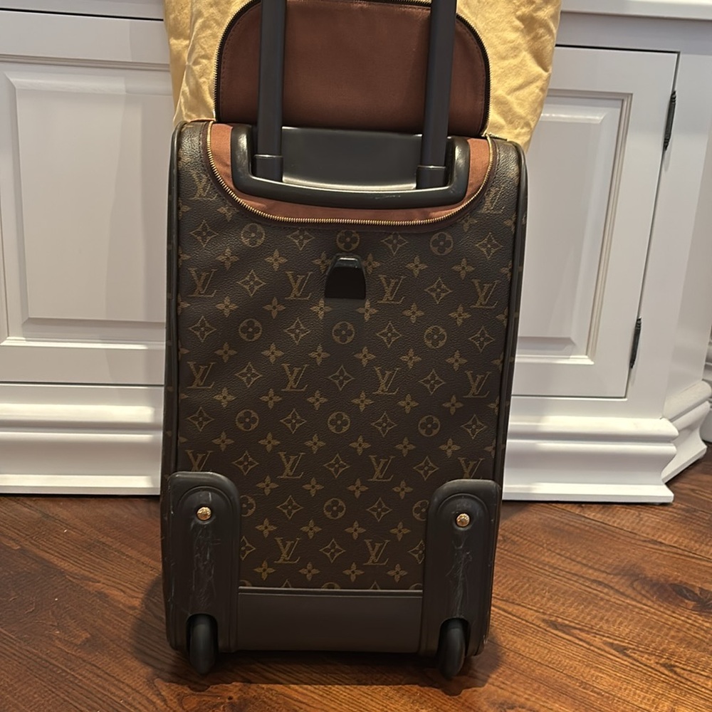 Louis Vuitton Monogram Eole 50 - Picture 7 of 16